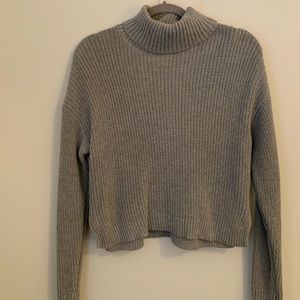 Cropped Gray Turtleneck Sweater